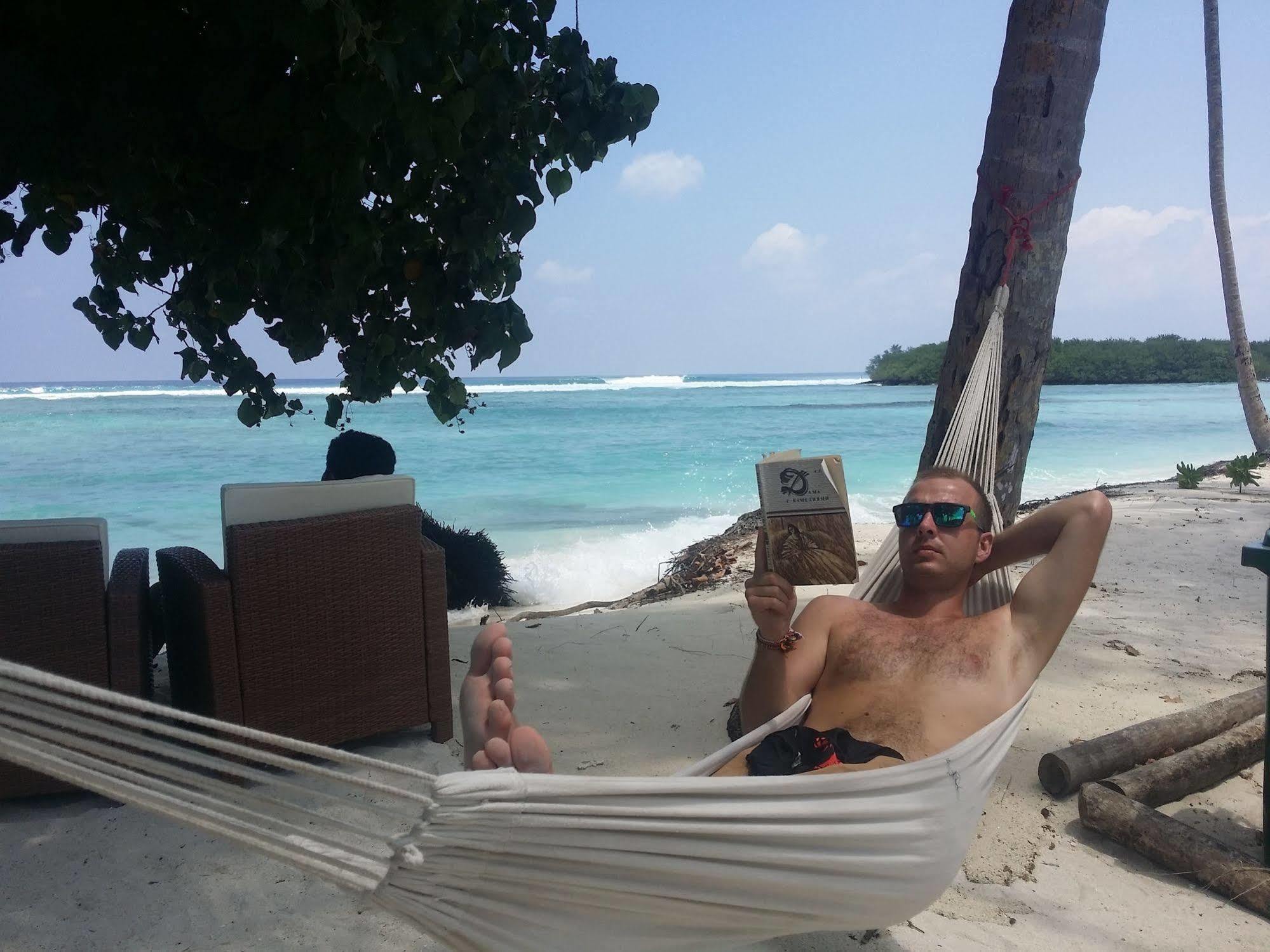 Hotel Batuta Maldives Surf View Thulusdhoo Exteriér fotografie