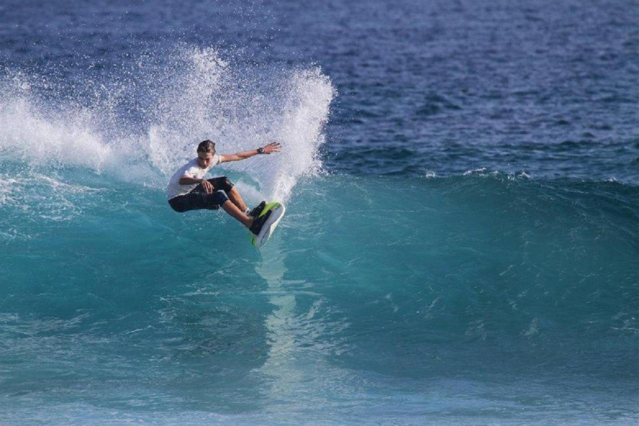 Hotel Batuta Maldives Surf View Thulusdhoo Exteriér fotografie